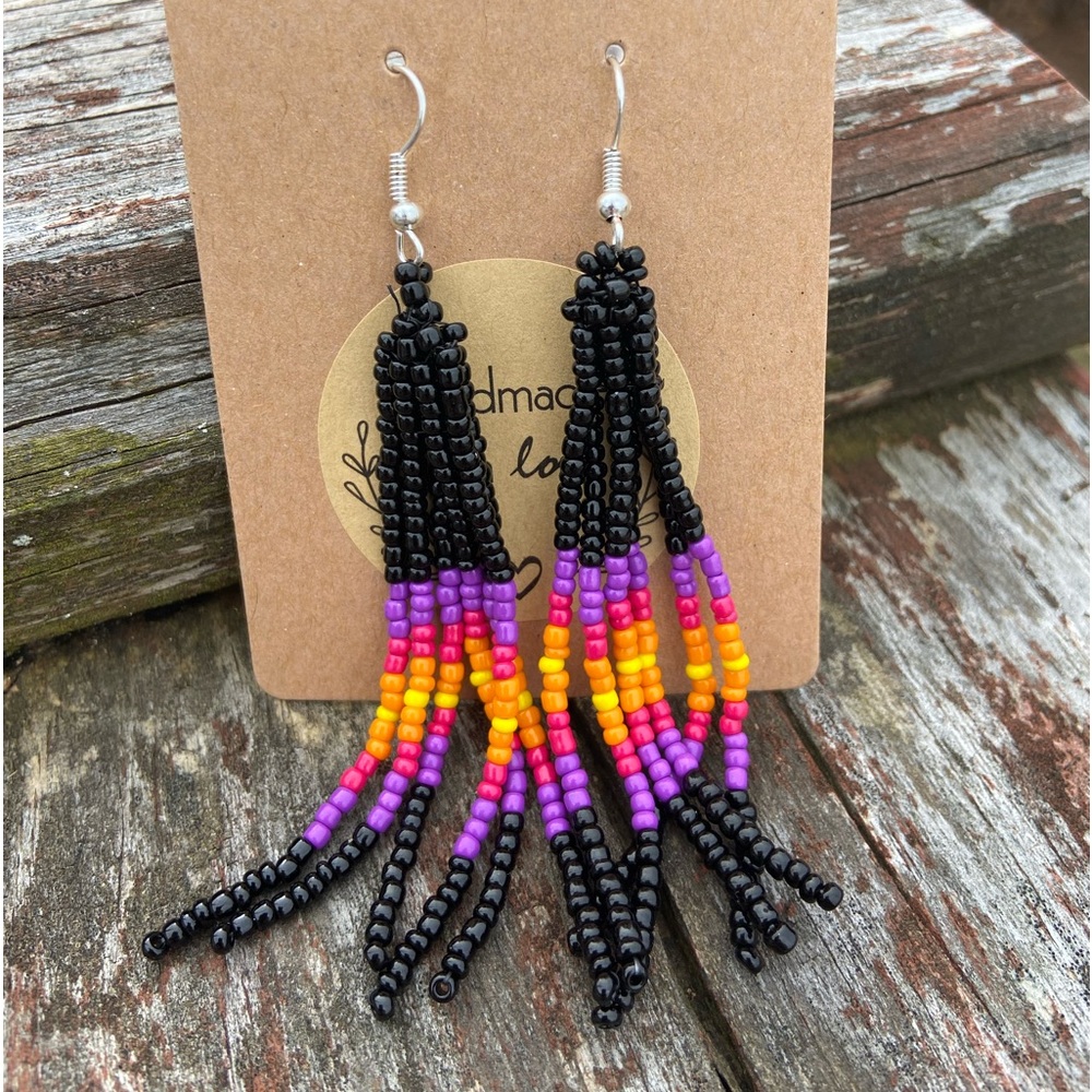 💋2/$14💋 Handwoven Beaded Fringe Earrings
